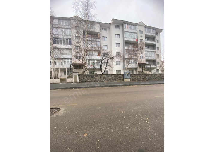 ERZURUM PALANDÖKEN YENİŞEHİRDE İÇİ YAPILI 3+1 SATILIK DAİRE