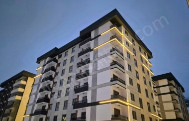 YILDIZKENTTE 2+1 OTURUMA HAZIR KİRALIK ARA KAT SIFIR DAİRE