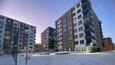 ŞÜKRÜPAŞA MERKEZİ KONUMDA İÇİ FULL YAPILI SATILIK 3+1 DAİRE