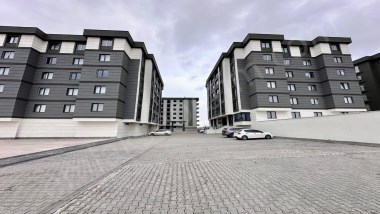 BİLKENT KOLEJİ KARŞISINDA SATILIK SIFIR 4+1 DAİRE