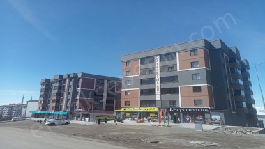 YAKUTİYE HİLALKENTTE LÜKS YAPILI SATILIK FIRSAT 4+1 DAİRE