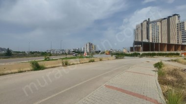 44) Antalya Konyaaltı Liman İşyeri İmarlı, Satılık 2040 m2 Arsa
