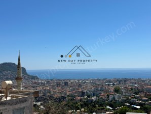 ALANYA TEPEDE MUHTEŞEM MANZARALI 4 ODALI LÜKS PENTHOUSE SATILIK!