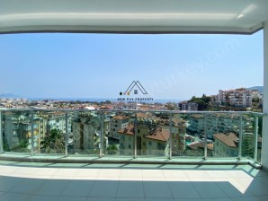 LUXUS ÜBER DEN DÄCHERN VON ALANYA – 3-ZIMMER-PANORAMA-WOHNUNG MIT 180° AUSBLICK & IKAMET