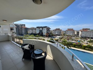 ZENTRAL WOHNEN MIT PARKBLICK – HELLE & GROSE WOHNUNG IN ALANYA/CIKCILLI | AUFENTHALTSERLAUBNIS MÖGLI