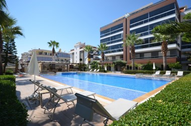 OBAALANYADA ŞIK DAİRE   PLAJA 600 METRE, OTURMA İZNİ MÜMKÜN & ÜSTÜN İNŞAAT KALİTESİ