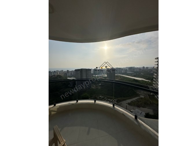 PANORAMA BIS ZUM MEER & MODERNE WOHNANLAGE MIT HOTELKONZEPT - STILVOLLE WOHNUNG IN MAHMUTLAR/ALANYA