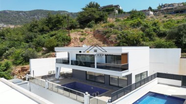 EXKLUSIVE NEUBAU-VILLA MIT PANORAMABLICK IN BEKTAŞ/ALANYA – IDEAL FÜR STAATSBÜRGERSCHAFT ODER IKAMET