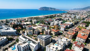 STILVOLLES 1+1 APARTMENT IM ZENTRALEN BEST HOME  – NUR 300 METER ZUM STRAND IN OBA / ALANYA