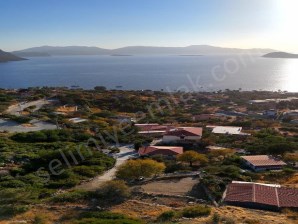 Marmaris sogutte deniz manzaralı yol cepheli satilik tarla 