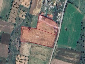 ELMACIK KÖYÜNDE SATILIK İKİ PARSEL TARLA