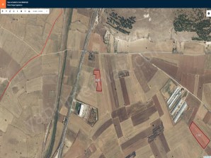 ELMACIK KÖYÜ ANA YOLU YAKININDA 4 DÖNÜM SATILIK TARLA 