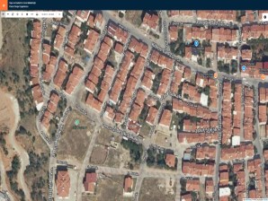 DİKİLİTAŞ MAHALLE KONAĞI YAKINI 189M2 SATILIK KÖŞE PARSEL