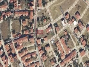 IŞIK MAHALLESİNDE CADDE ÜZERİ 8 DAİRELİK ARSA
