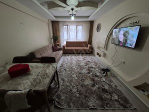 ERDEMİR CADDESİ ÜZERİNDE 2+1 AMERİKAN MUTFAKLI SATILIK DAİRE