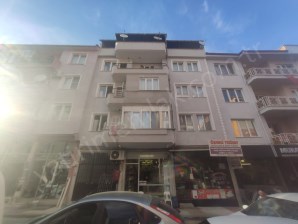 HAKKI YAĞCI CADDESİ ÜZERİ 3+1 145 m2 SATILIK DAİRE