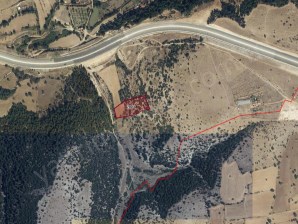 YEŞİL KARAAĞAÇTA YOLA YAKIN 6701 M² TARLA