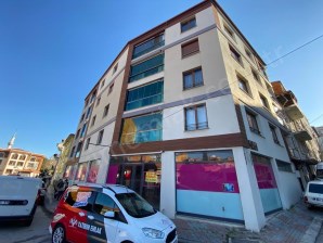 GEDİZ YOLU SAĞLIK OCAĞI YAKINI 400 M2 SATILIK DÜKKAN