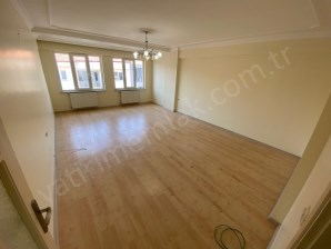 ÜNALAN MAHALLESİ SAYAR AVM YAKININDA 4+1 SATILIK DAİRE