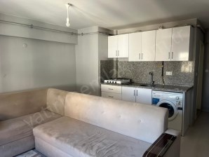 BARBAROS CADDESİNE CEPHE 1+1 EŞYALI SATILIK APART 