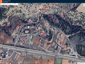 ÇINARCIK KÖYÜ İÇİNDE 393M2  SATILIK KERPİÇ EV VE BAHÇESİ