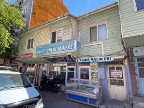 DİKİLİTAŞ MAHALLESİNDE 2 KATLI KOMPLE SATILIK BİNA