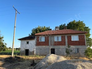 SİVASLI TATAR KÖYÜNDE 2 KATLI EVİ BULUNAN 11 DÖNÜM SATILIK KÖŞE TARLA 