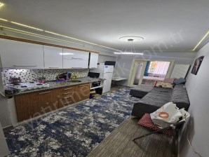 ÜNALAN MAHALLESİ YILANCI CAMİ YAKINI 1+1 EŞYALI APART
