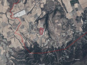 ÇAMYAZI KÖYÜNDE 35.200 M2 RESMİ YOLU OLAN SATILK TARLA