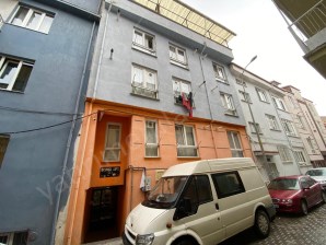 ÜNALAN MAHALLESİ STADYUM YAKININDA 1+1 EŞYALI KİRALIK APART