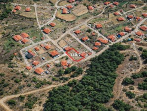 YEŞİL KARAAĞAÇ KÖYÜ İÇERİSİNDE 762M2 SATILIK KÖŞE ARSA