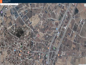 BÖLMEDE ANA YOL YAKININDA 899M2 SATILIK KÖŞE ARSA