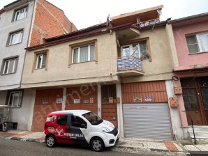 ÜNALAN MAHALLESİNDE  3 ADET KAPALI GARAJI BULUNAN SATILIK MÜSTAKİL EV