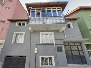 ŞEKER EVLERİ MEZARLIĞI YAKININDA SATILIK MÜSTAKİL EV