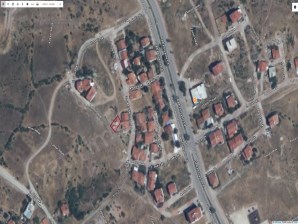 KARAAĞAÇ MAHALLESİ TOP SAHASI YAKINI 130M2 SATILIK ARSA