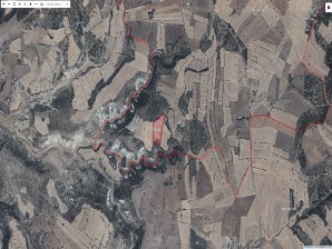 SELVİLER KÖYÜ AKTAŞ KÖYÜ ARASINDA 19 DÖNÜM SATILIK TARLA