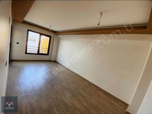 ATATÜRK MAHALLESİNDE 3+1 120 M² KAPALI GARAJLI SATILIK DAİRE