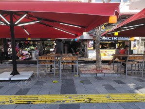 İSMETPAŞA CADDESİ KIRHALLI  İŞ HANI PASAJINDA KİRALIK OFİS&DÜKKAN