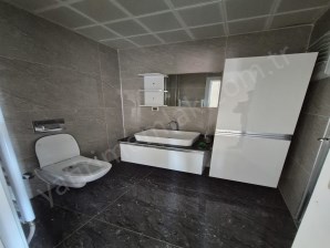 KEMALÖZ MAHALLESİ ÇEPNİ SİTESİNDE ARA KAT SATILIK DAİRE 