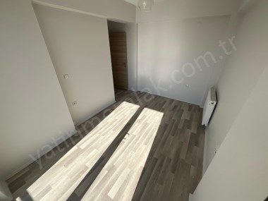 ŞEREF CADDESİ ÜZERİ SGK YAKINI 3+1 KİRALIK DAİRE 