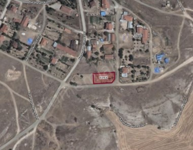 KARAHASAN KÖYÜNDE 775 M² SATILIK KÖŞE ARSA