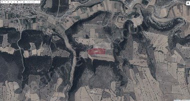 İLYASLI KÖYÜ GÜRE KÖYÜ ARASINDA 27 DÖNÜM SATILIK TARLA 