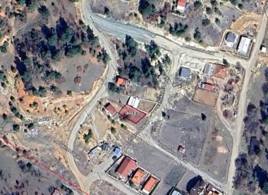 HACIKADEM AHU TENCERE ARSALARI CİVARI 200 M²  SATILIK ARSA