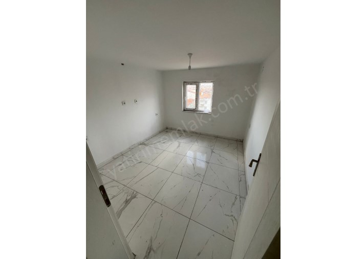 ERDEMİR CADDESİ ÜZERİNDE 6+1 SATILIK DUBLEKS DAİRE