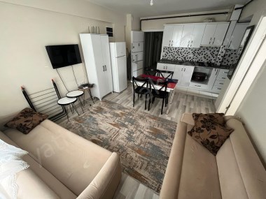 MERKEZ ULU CAMİ YAKINI 1+1 EŞYALI KİRALIK  APART DAİRE