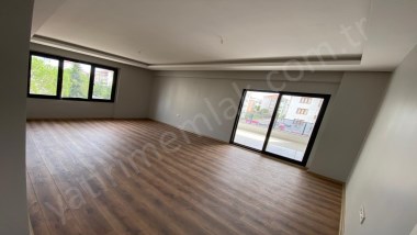 KEMALÖZ MAHALLESİNDE 3+1 175 M² ARA KAT SATILIK LÜKS DAİRE