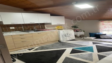 BANAZ KIZILCASÖĞÜT BELDESİ  EMEK MAHALLESİ 2 KATLI SATILIK MÜSTAKİL EV