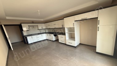 LÜKS 3+1 YERDEN ISITMALI GİYİNME ODALI VE KAPALI OTOPARKLI YÜKSEK KONFORLU DAİRE