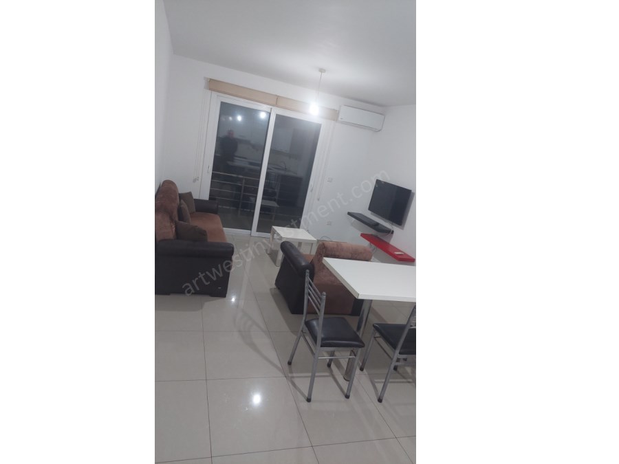 GİRNE MERKEZDE KİRALIK 2+1 DAİRE  2+1 FLAT FOR RENT IN KYRENIACENTER  