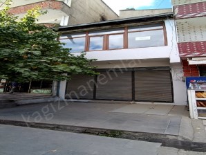 Şehir Merkezi narinkale caddesi can ekmek fırınının yanında  Satılık 3 katlı dükkan